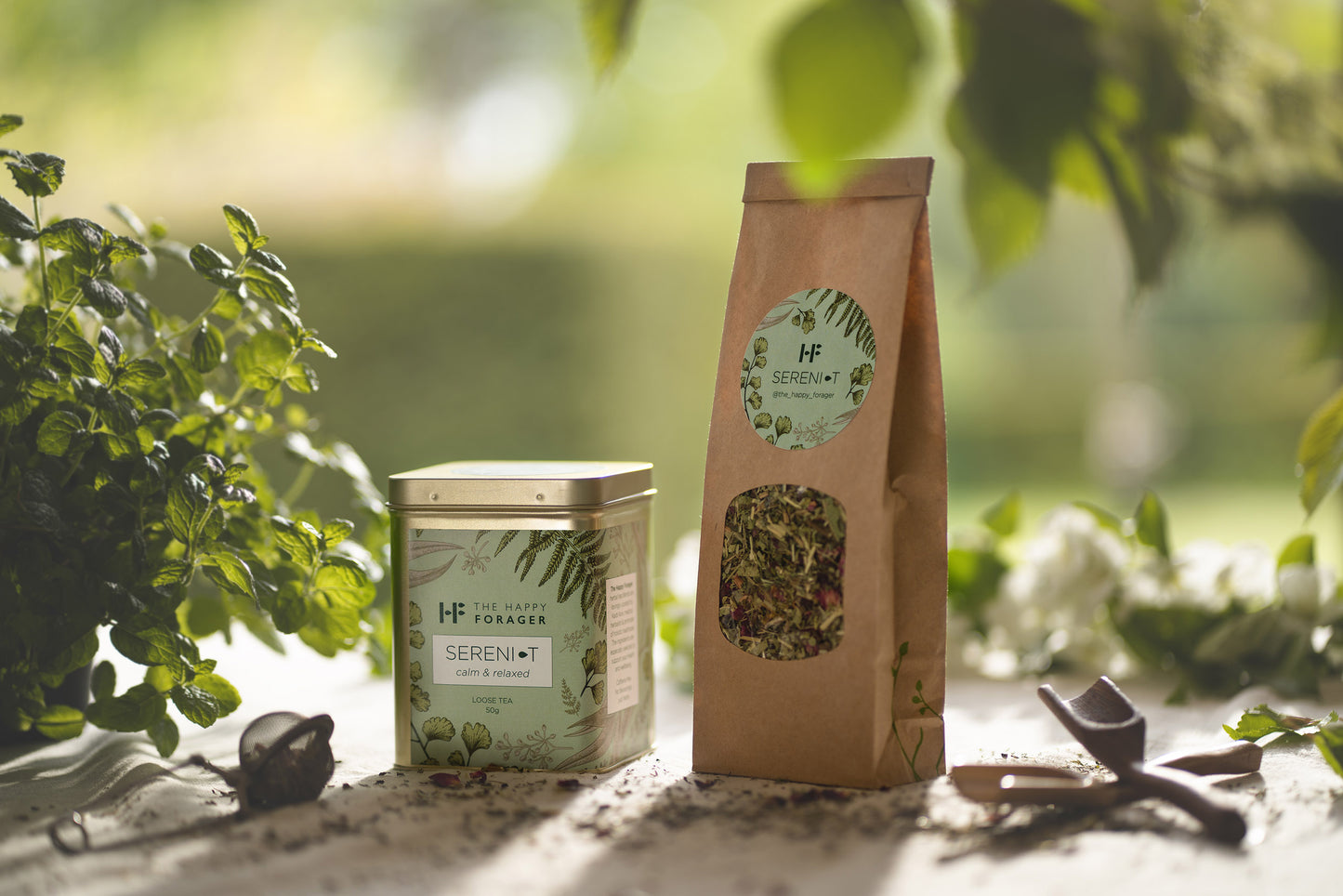 Calming tea blend in a golden tin and in a biodegradable refill package.